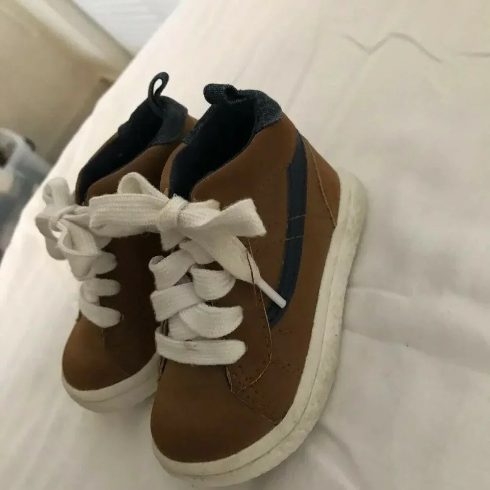Toys R Us Truly Scrumptious Baby Boots‎ SZ 5 Brown